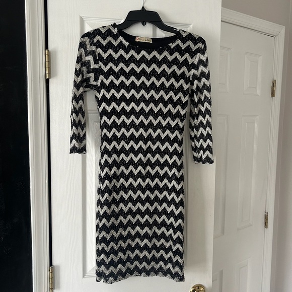 cameo Dresses & Skirts - Cameo Rose Bodycon Women’s Black and Silver Beaded Dress Boho Sz M